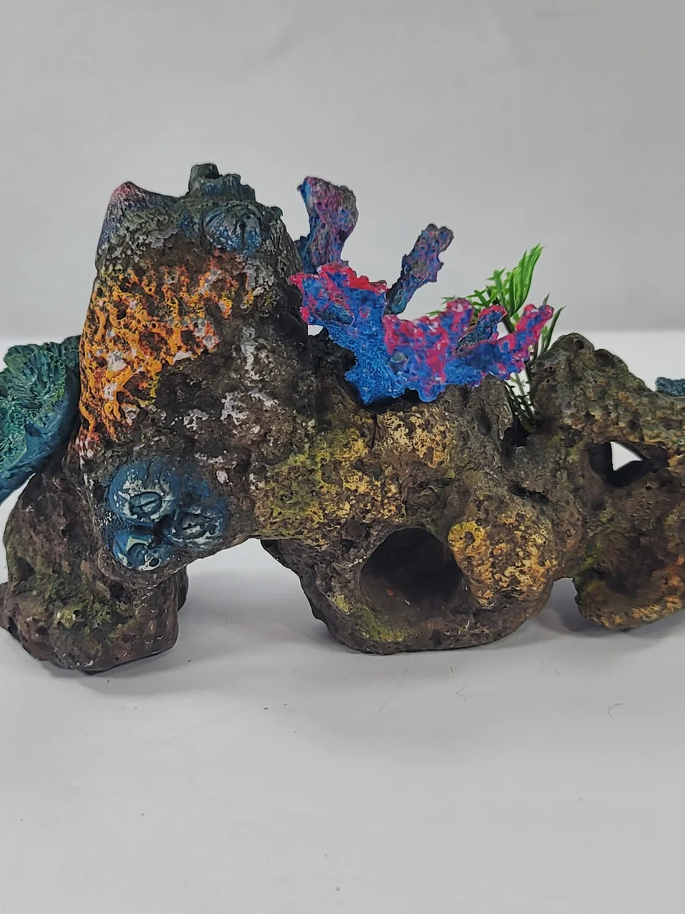 Colorful Coral Rock Archway Swim Thru Decoration For Aquarium Fish Tank